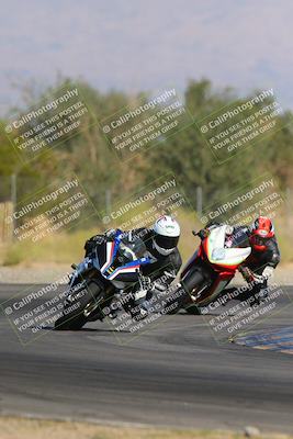 media/Nov-11-2023-SoCal Trackdays (Sat) [[efd63766ff]]/Turn 2 Set 2 (1145am)/